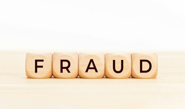 ¿Qué nuevas técnicas de IA se están empleando para prevenir el fraude en transacciones online?